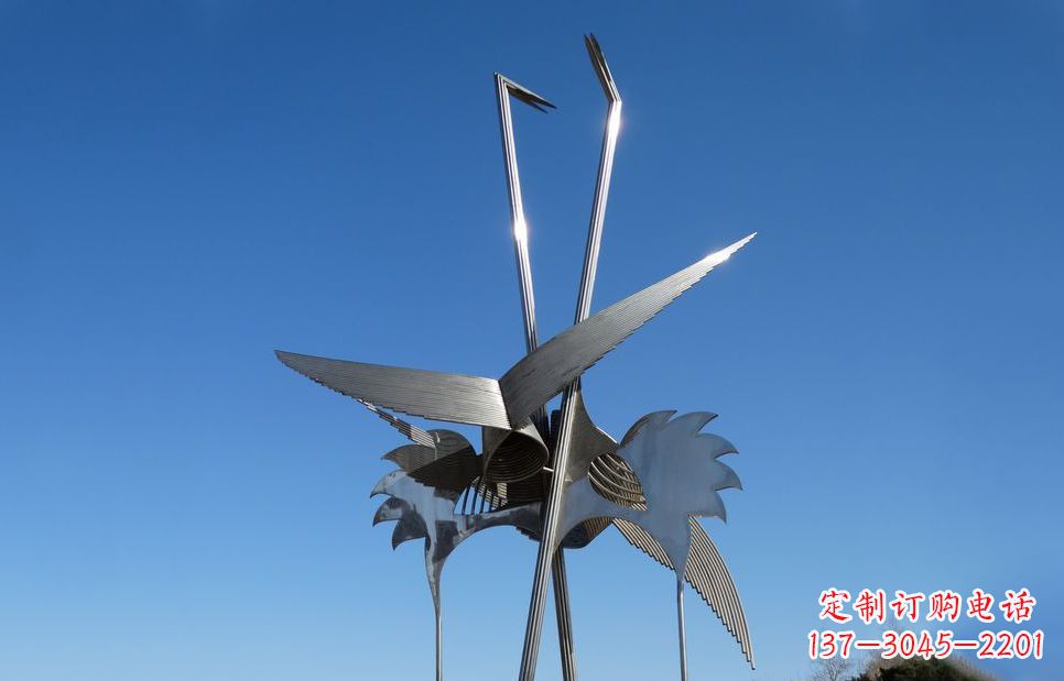 南通不锈钢鸵鸟雕塑精美外形、传神表现