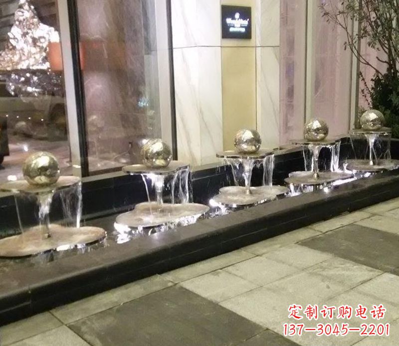 南通不锈钢小喷泉雕塑——美化环境的艺术