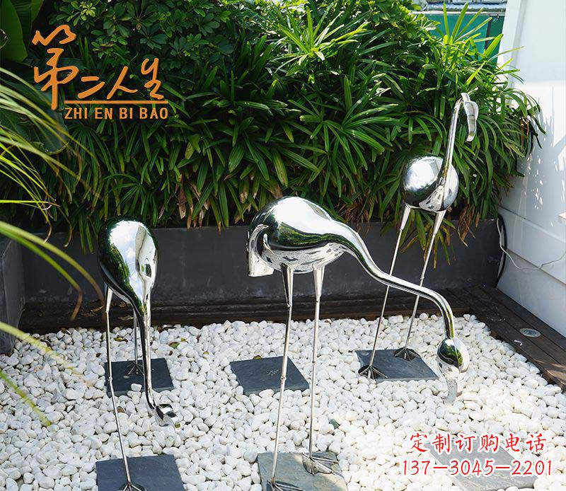 南通不锈钢仙鹤雕塑象征着吉祥和美景