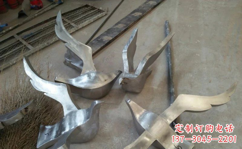 南通精美的不锈钢小型鸽子雕塑