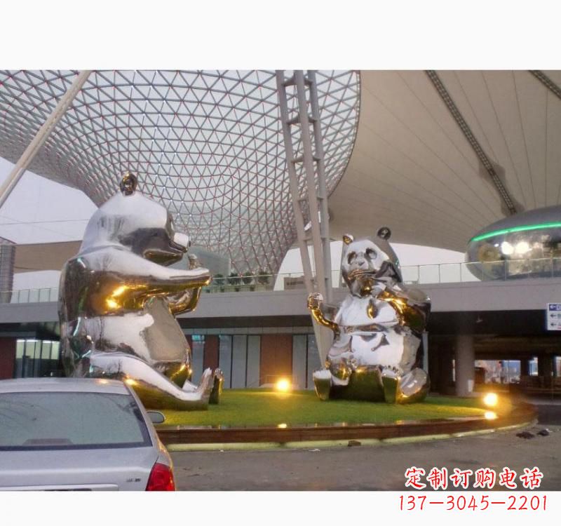 南通不锈钢熊猫雕塑象征中国特色文化