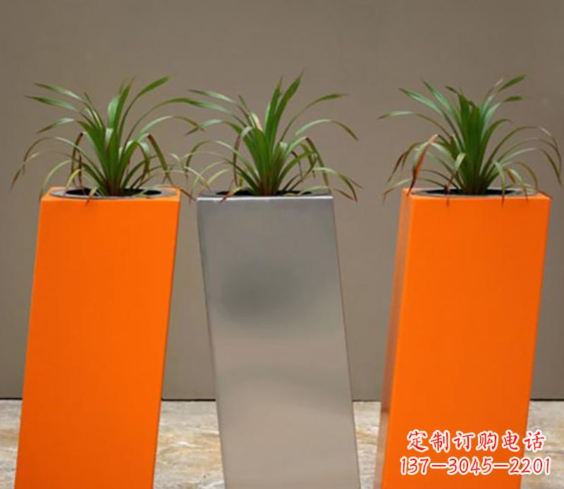 南通不锈钢花盆雕塑一种全新的视觉体验