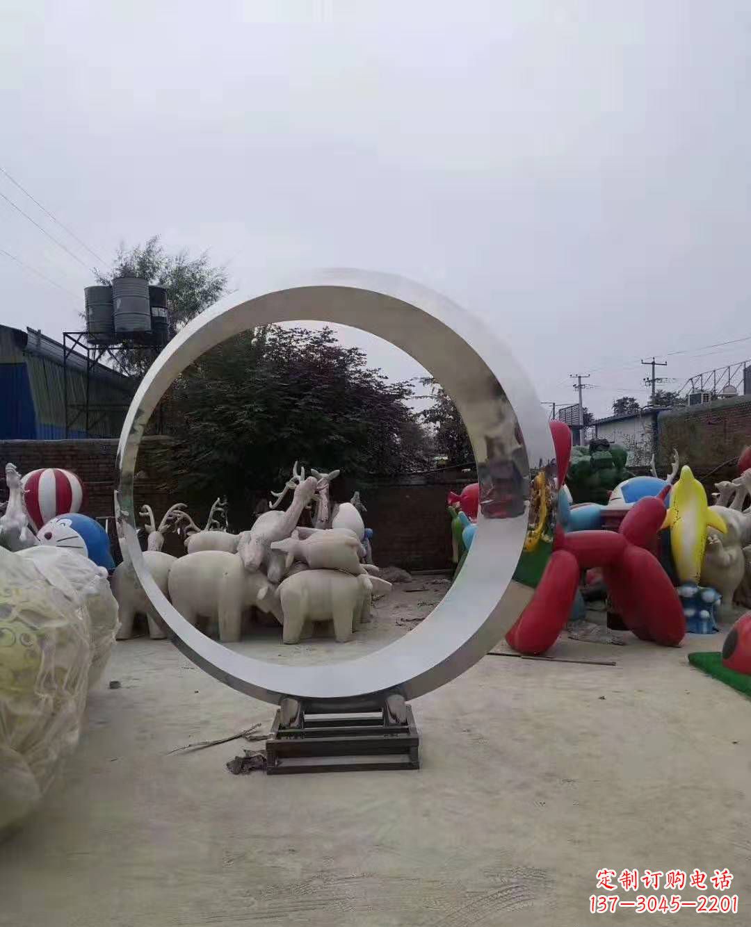 南通不锈钢圆环雕塑,点缀环境美景