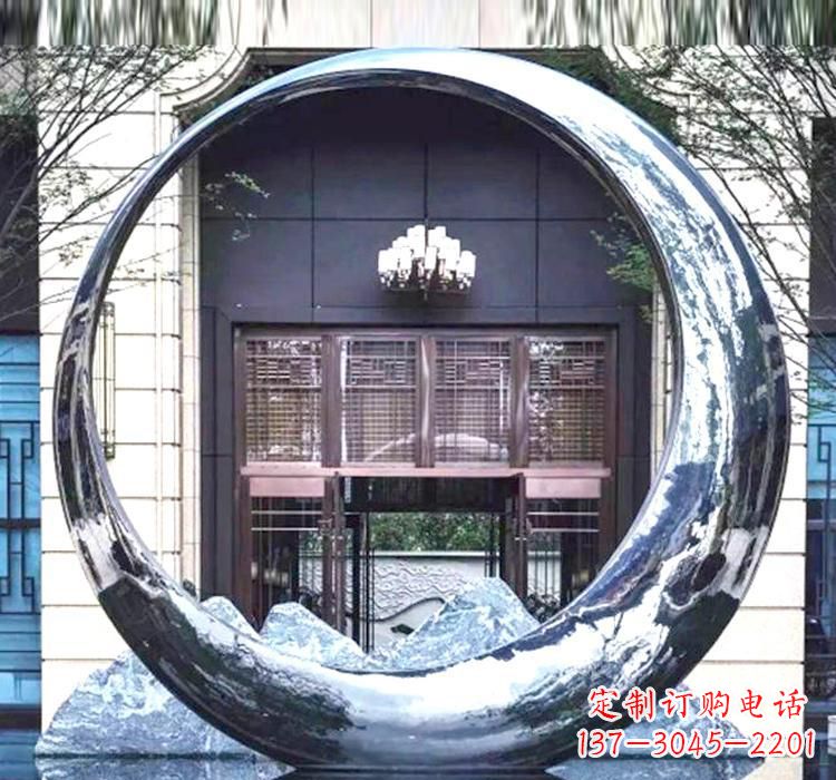 南通精美的不锈钢圆环雕塑