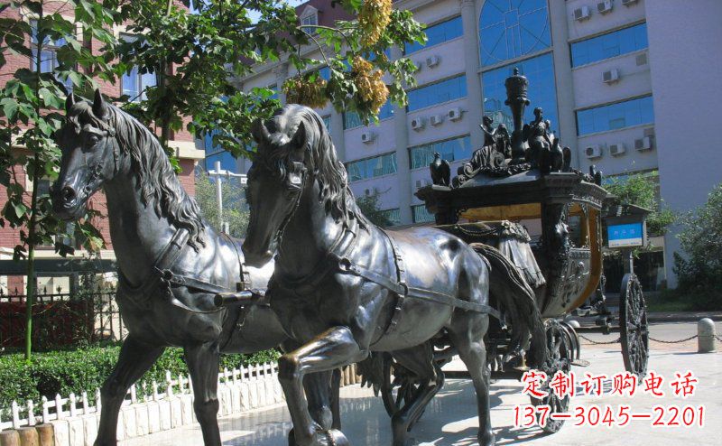 南通步行街西方马车景观铜雕