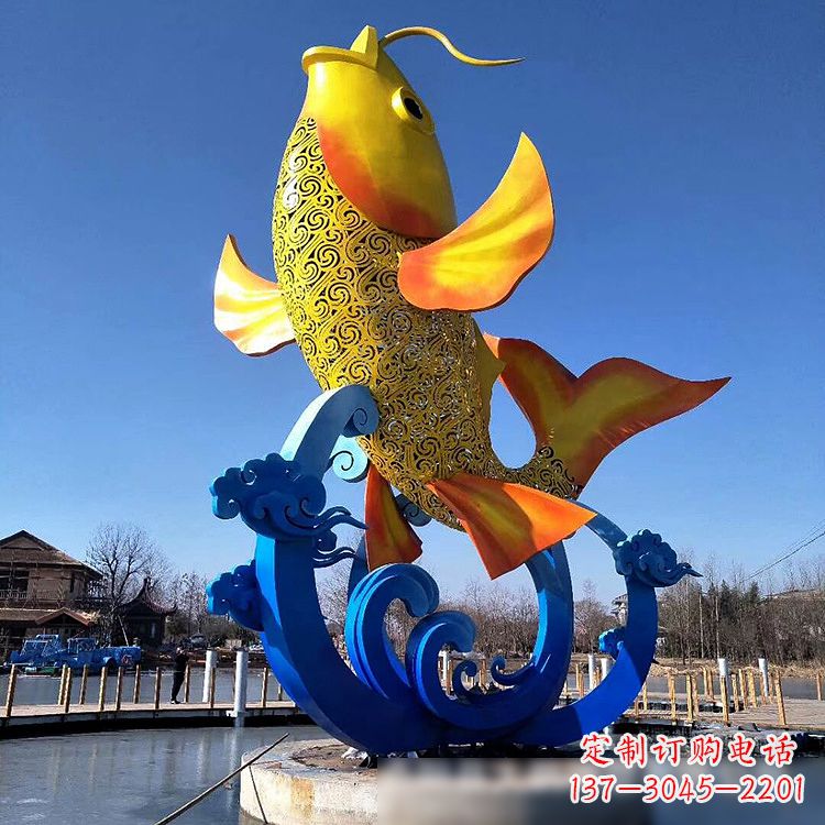 南通不锈钢鱼跃喷泉雕塑色彩斑斓的水景美景