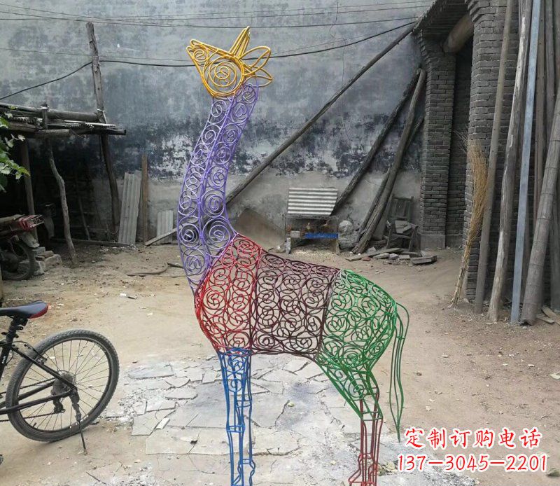 南通彩色不锈钢镂空梅花鹿雕塑——精美艺术品