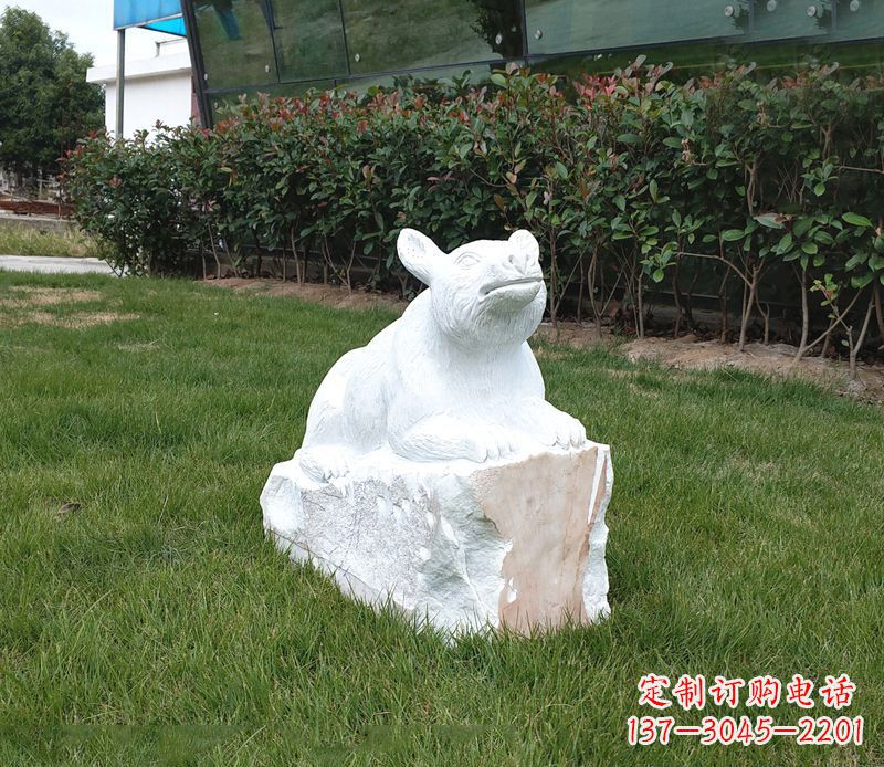 南通草丛之灵狗熊石雕