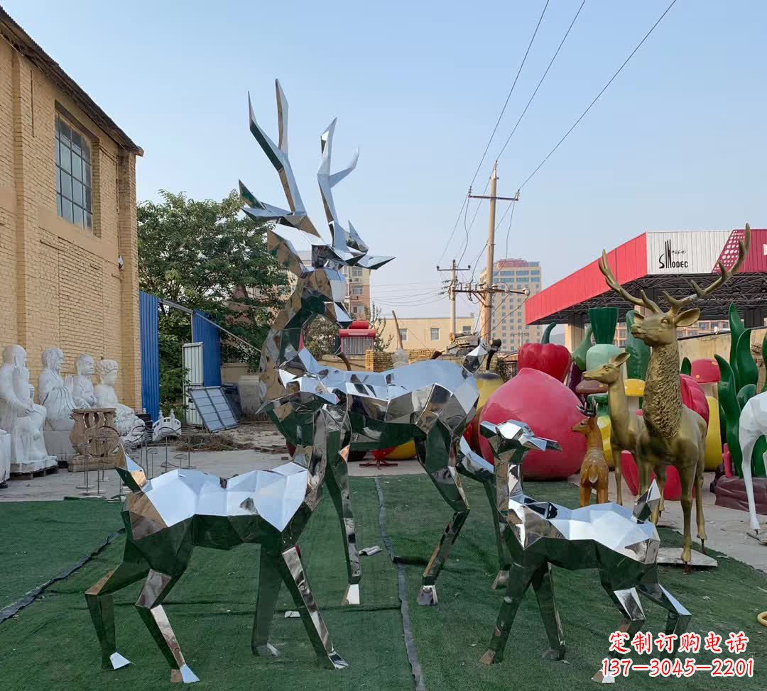 南通梅花鹿雕塑一种独特的城市装饰