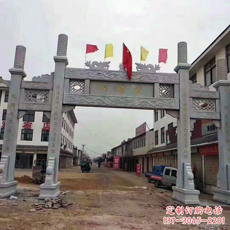 南通冲天式三门石雕牌坊传承中国古典文化精髓