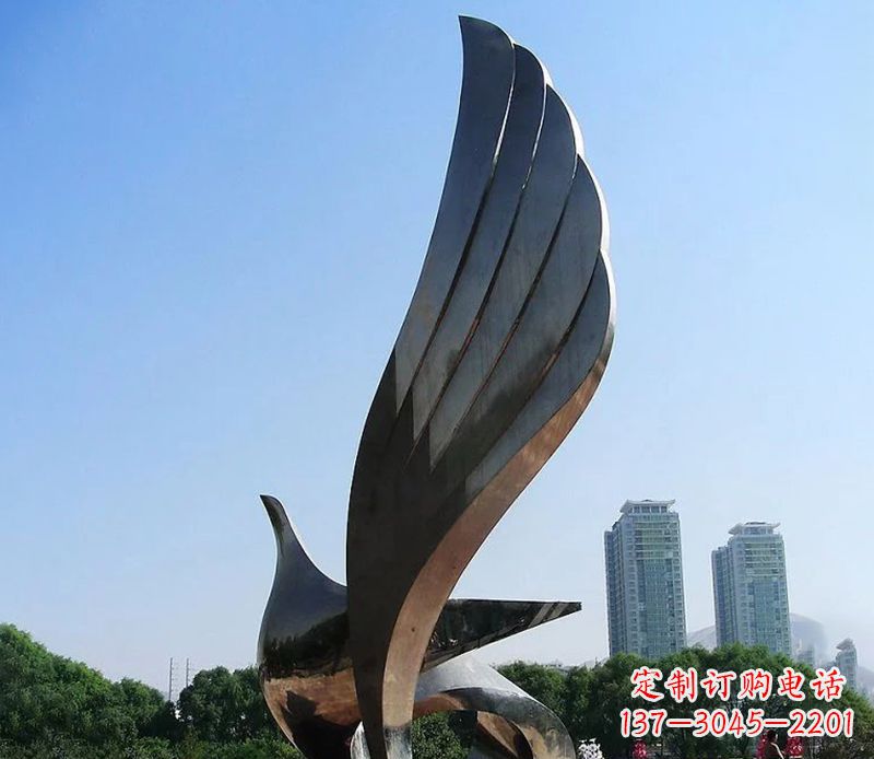 南通不锈钢翅膀雕塑象征着自由的美