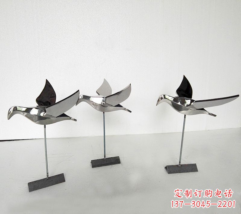 南通抽象的展翅鸽子不锈钢插件公园草坪草丛动物雕塑
