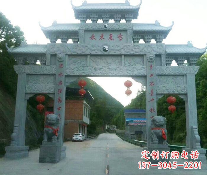 南通“村口三门石雕牌楼——传承文化的艺术”