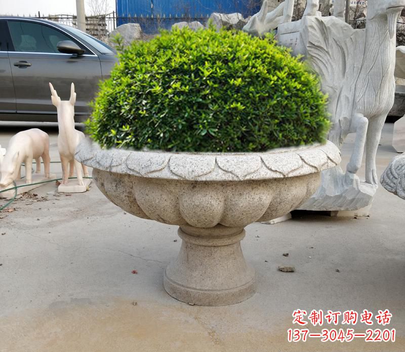 南通优雅大理石花盆雕塑