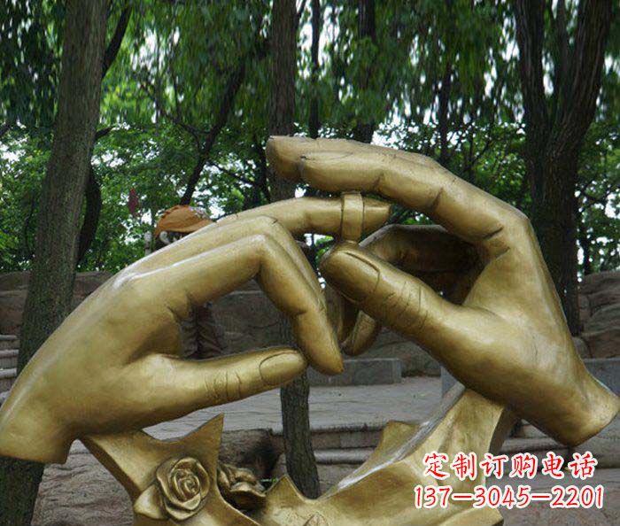南通精美戒指铜雕塑