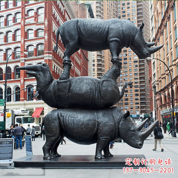 南通仿真犀牛景观铜雕-城市街道创意动物景观