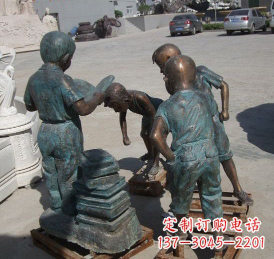 南通童话般的梦幻小孩铜雕塑