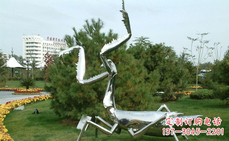 南通不锈钢雕刻螳螂摆件