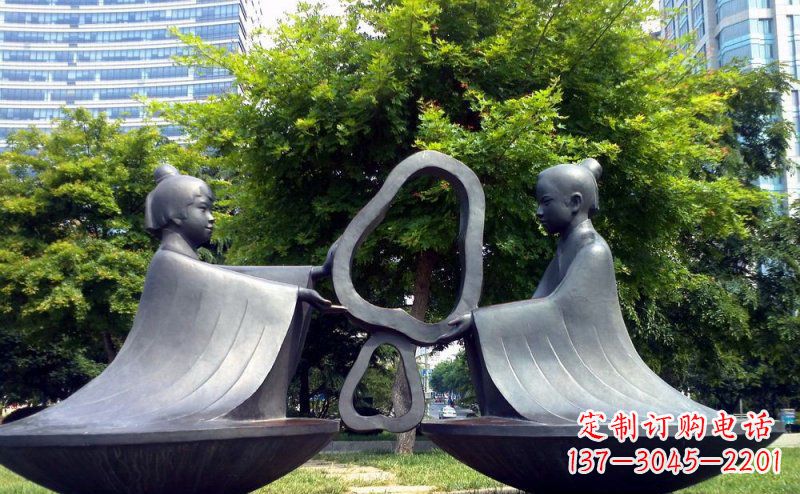 南通公园抽象孔融让梨景观铜雕