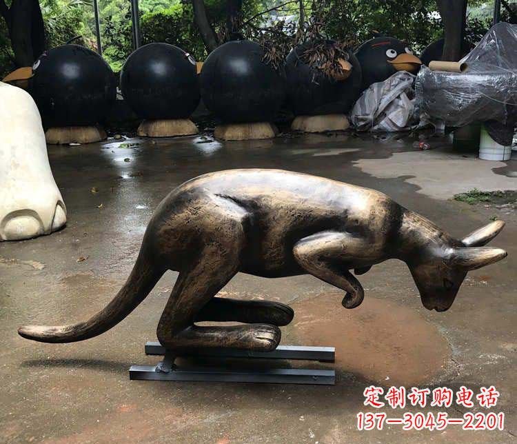 南通公园袋鼠动物铜雕