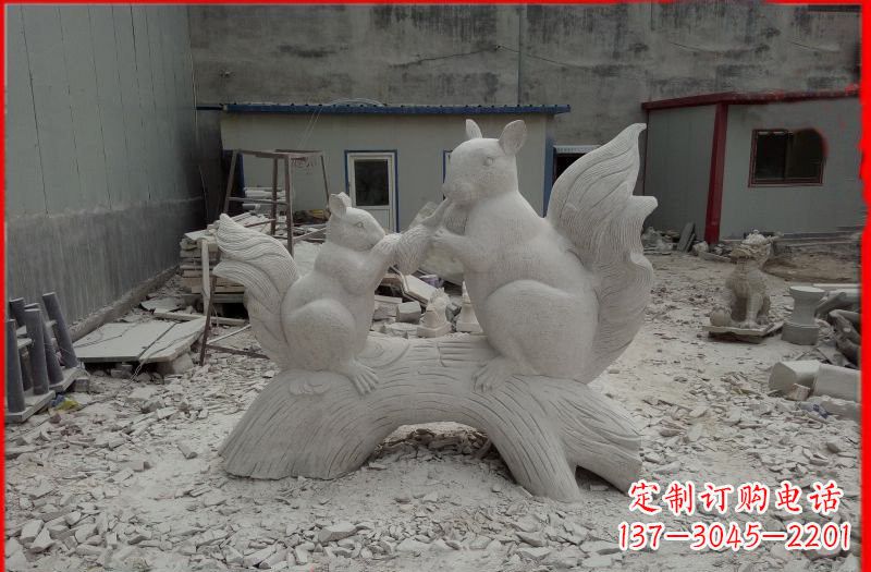 南通中领雕塑 松鼠之爱 石雕定制