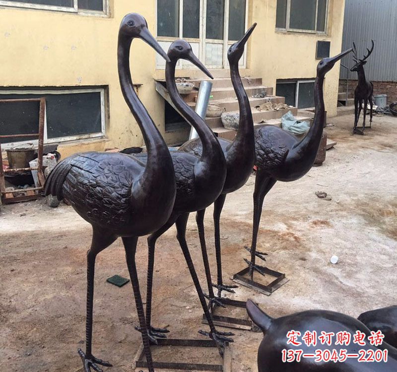 南通雕刻精致灵动的丹顶鹤铜雕