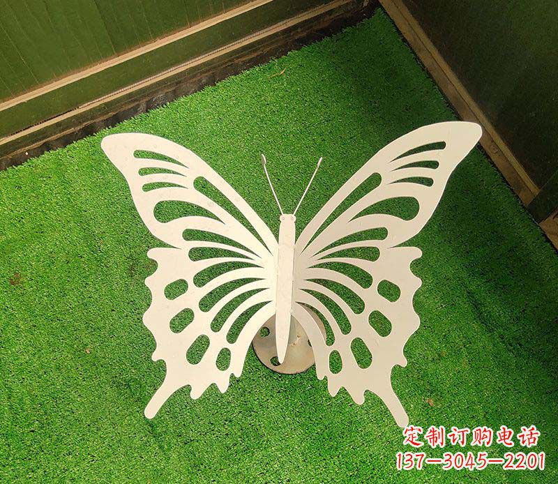 南通公园仿真蝴蝶不锈钢雕塑