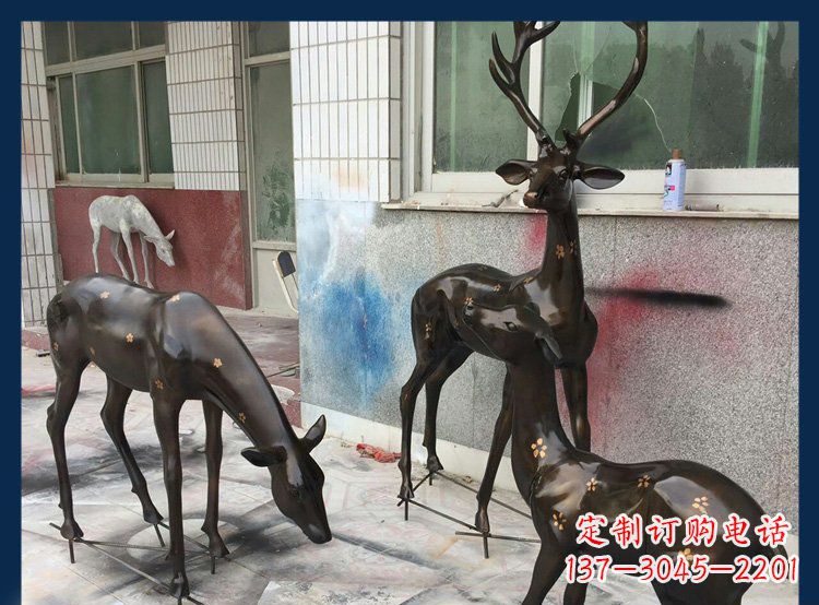 南通高贵优雅的梅花鹿铜雕塑