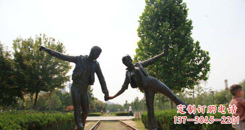 南通浪漫之旅——情侣铜雕定制