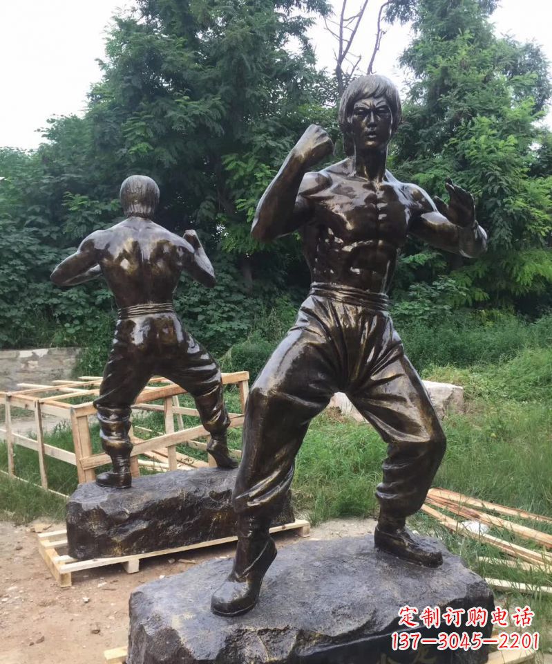 南通荣耀李小龙,经典之作——“功夫之王”铜雕塑