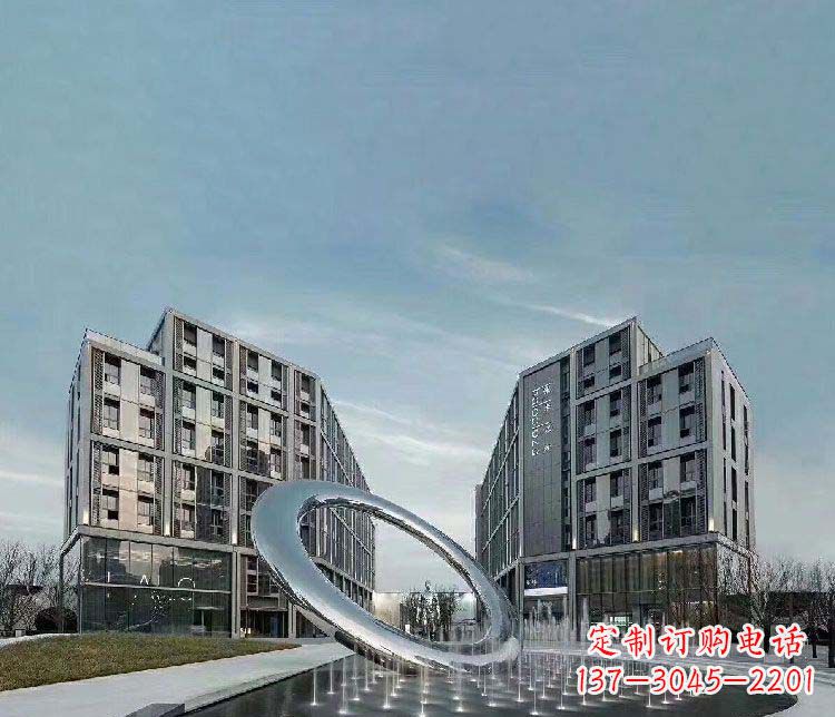 南通完美和谐的圆环景观雕塑