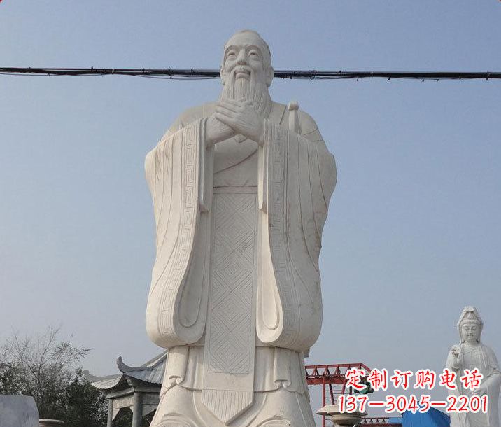 南通广场大型孔子石雕