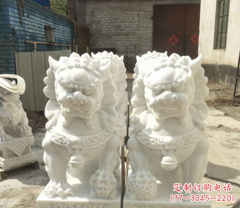 南通汉白玉踩绣球狮子石雕_1