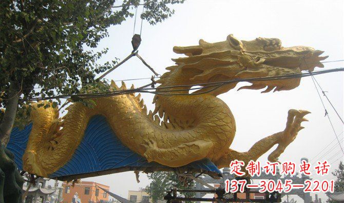 南通中领雕塑——黄金龙雕塑定制