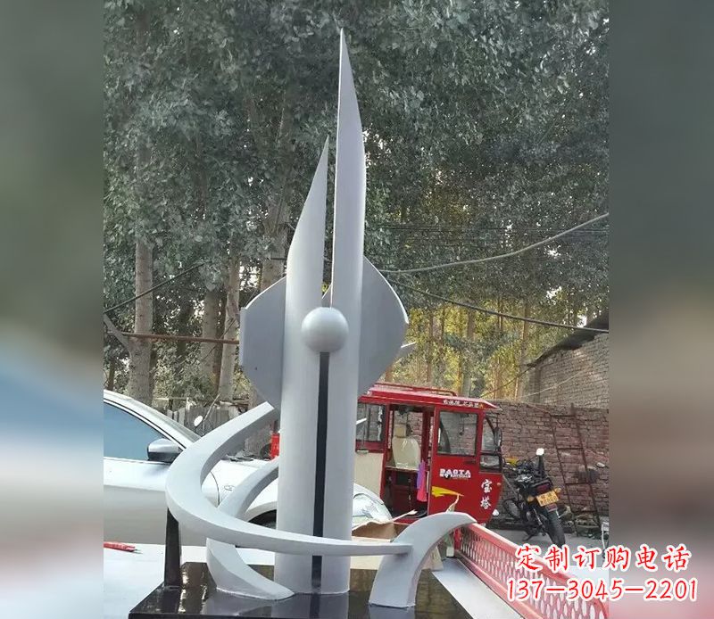 南通不锈钢火箭剪纸雕塑,展现创新科技美学