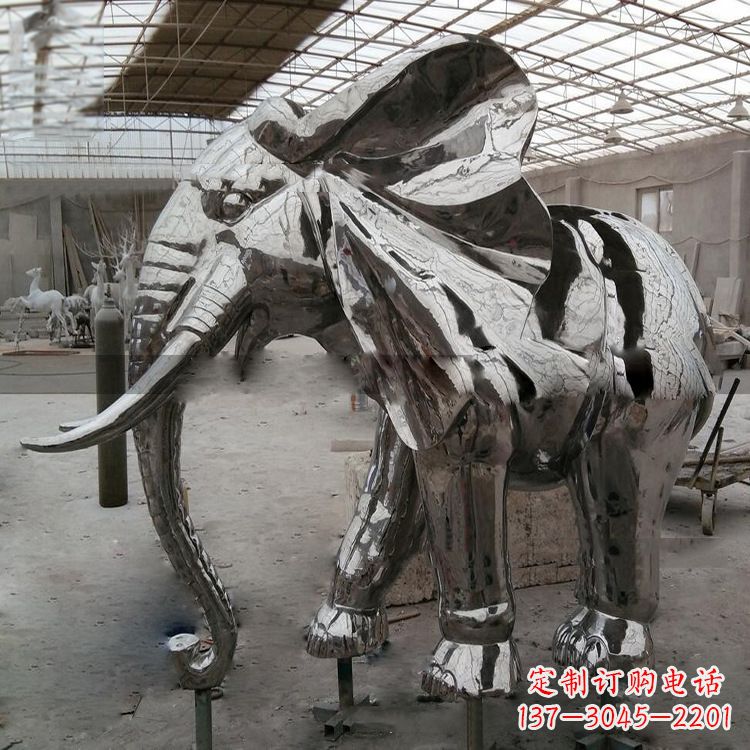 南通中领雕塑推出一款全新的大象雕塑，表面采用…