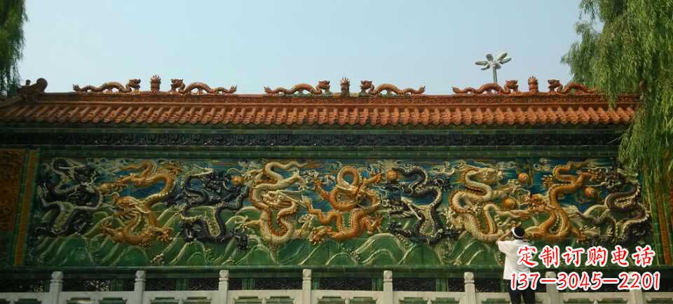 南通九龙壁景观石雕——造型精致,极致雕刻