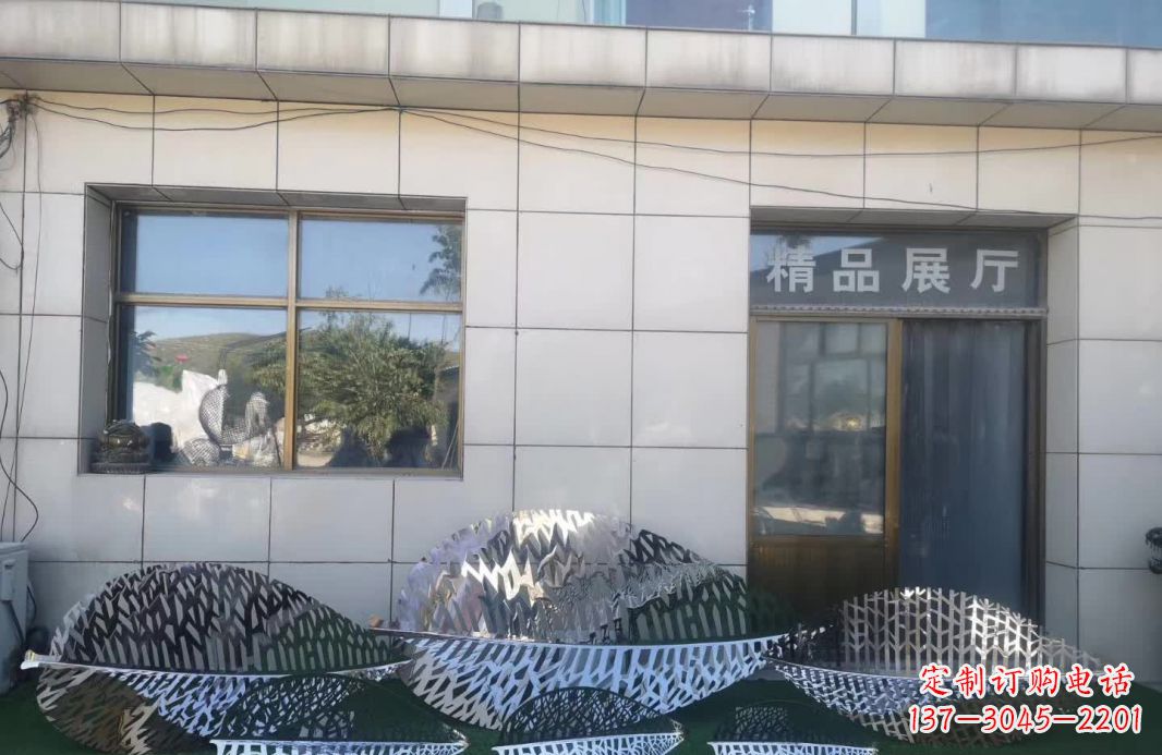 南通镂空树叶不锈钢雕塑