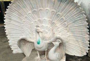 南通汉白玉孔雀雕塑，传统工艺精致塑造