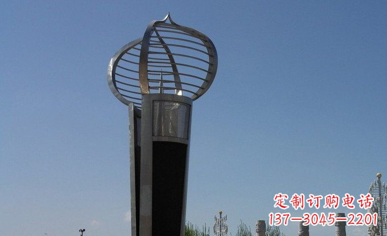 南通企业不锈钢火炬形雕塑