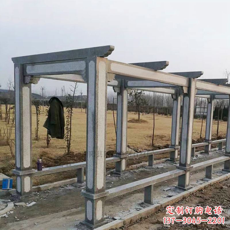 南通青石花架雕塑是由技艺精湛的艺术家设计并制…