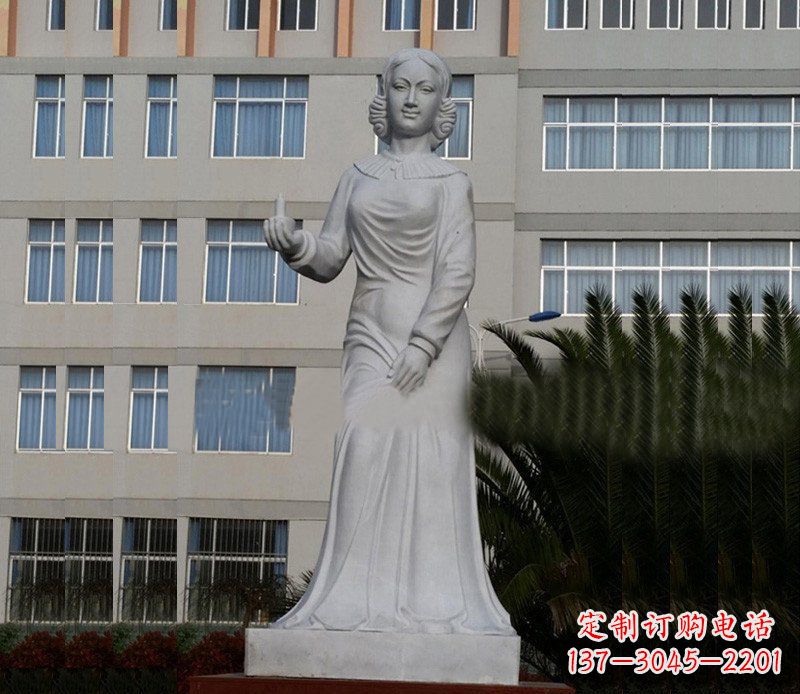 南通提灯天使弗洛伦斯·南丁格尔石雕 (2)