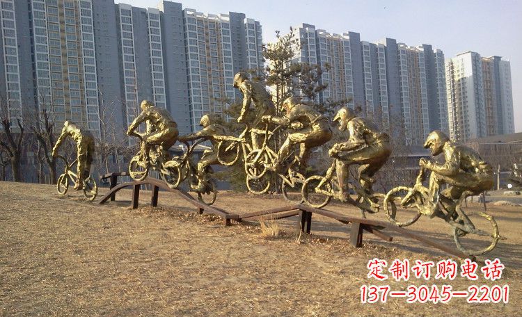 南通玩花样自行车人物铜雕