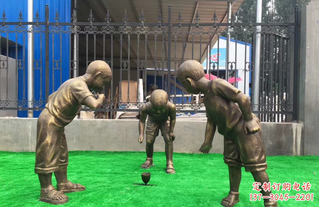 南通玩陀螺儿童铜雕塑