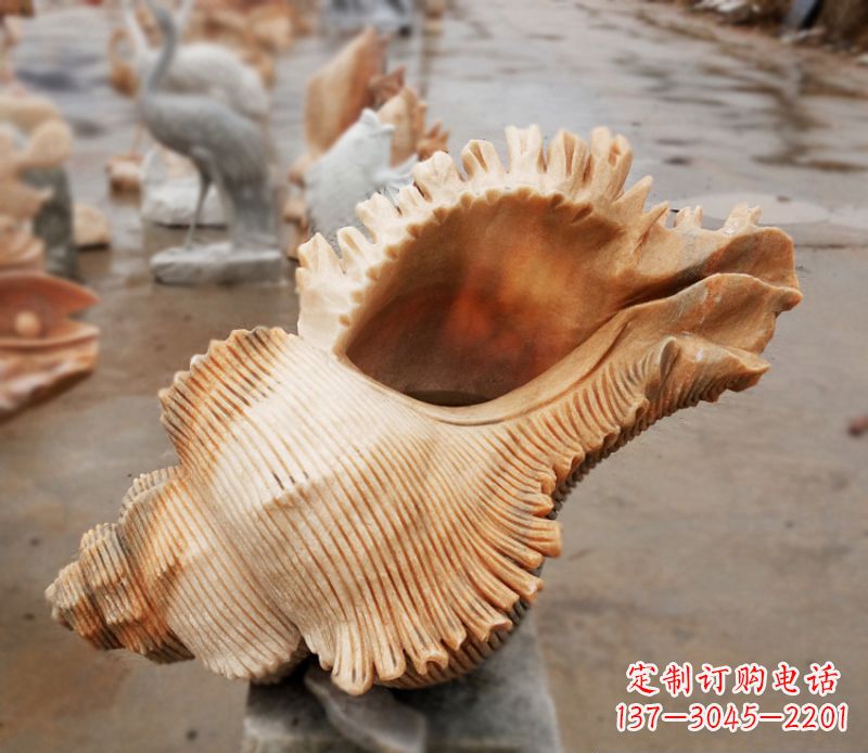南通晚霞红海螺石雕广场景观雕塑