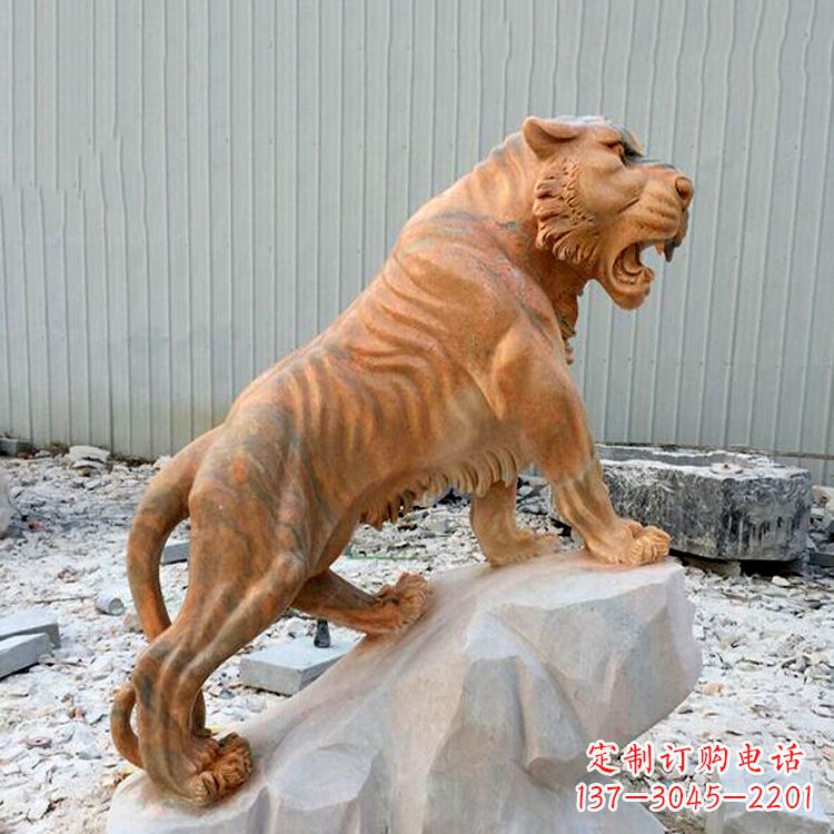 南通晚霞红虎啸老虎动物石雕