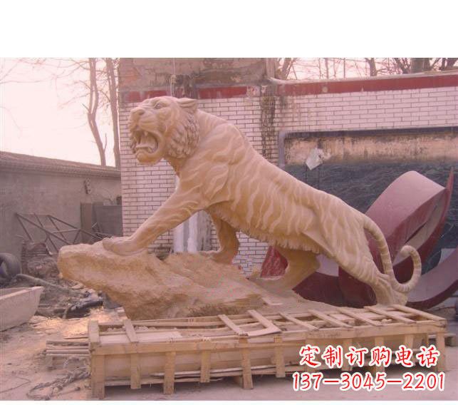 南通晚霞红老虎石雕 (2)