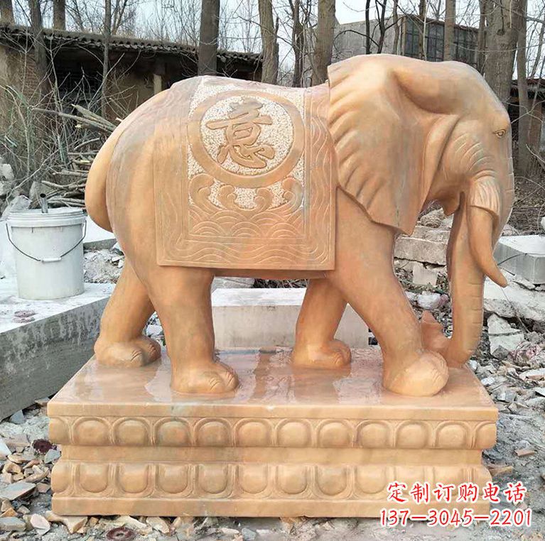 南通晚霞红石材大象雕塑