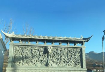 南通青石九龙壁，精美雕塑饰衬城市广场