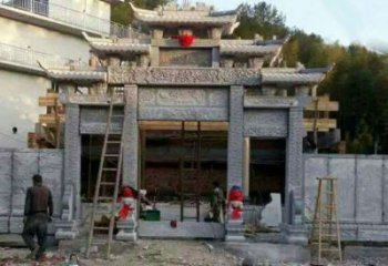 南通三门仿古石雕牌坊打造质感升级的精致建筑